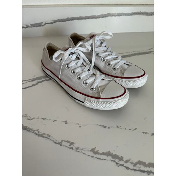 Converse All Star White Women's Size 7 Classic Sneaker - Picture 2 of 9